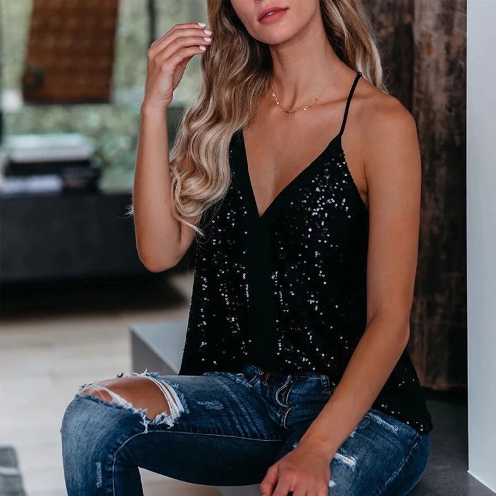 WOMEN SEQUINED SLEEVELESS TOP - BLACK